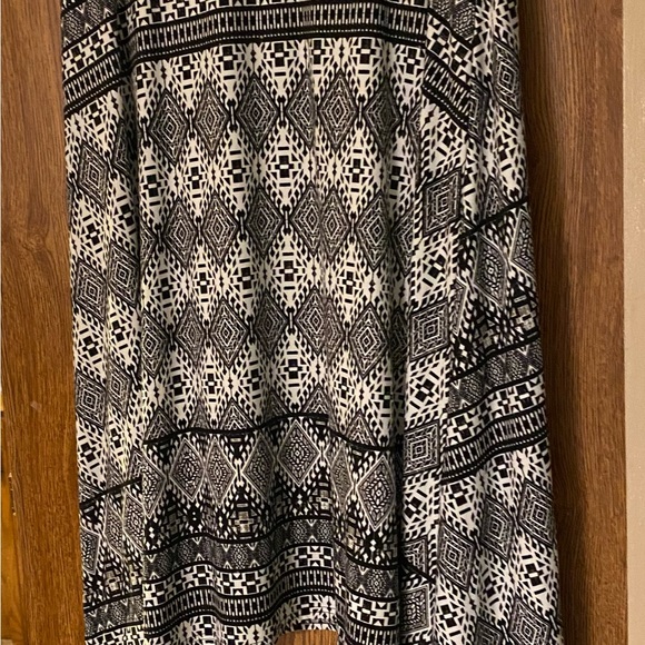 Maurices maxi skirt Size XL. - Picture 3 of 10